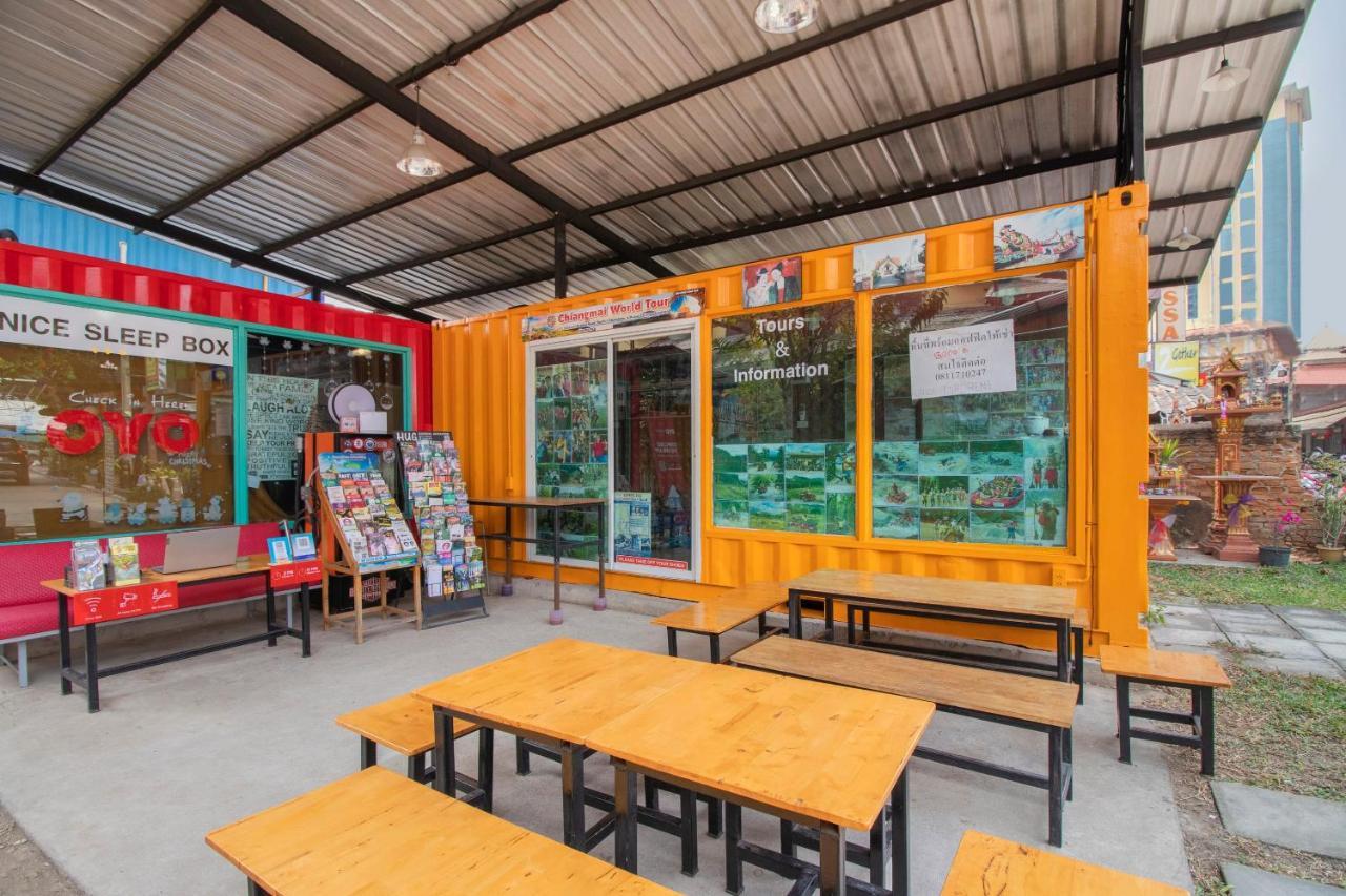 Oyo 673 Nice Sleep Box Hotel Chiang Mai Luaran gambar
